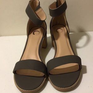 Journne Collection Women’s Sandals Gray Size 12
